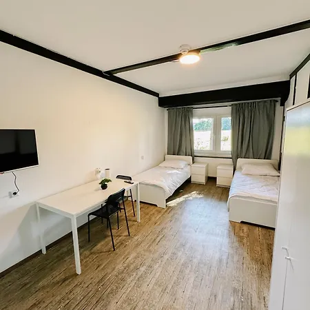 Peters Apartment *